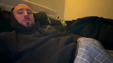 Snapshot of daddyace321 chatting on 03/18/26, 12:19 daddyace321 online show from 03/18/26, 12:19