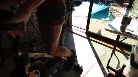 Snapshot of daddycache chatting on 10/21/25, 05:24 bas online show from 10/21/25, 05:24