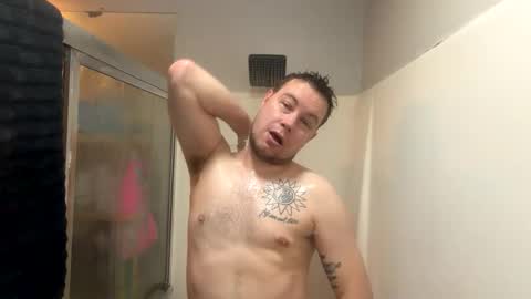 Snapshot of daddycam33 chatting on 04/03/26, 02:37 DaddyCam33 online show from 04/03/26, 02:37
