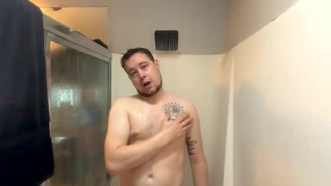 Snapshot of daddycam33 chatting on 04/12/26, 03:50 DaddyCam33 online show from 04/12/26, 03:50