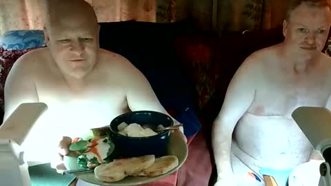 Snapshot of daddycubbyhubby chatting on 06/06/26, 10:53 Daddy online show from 06/06/26, 10:53