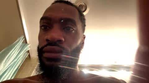 Snapshot of daddyd490256 chatting on 09/28/25, 06:35 DaddyD online show from 09/28/25, 06:35