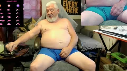 Snapshot of daddydom4fun chatting on 10/08/25, 09:56 Daddydom4fun online show from 10/08/25, 09:56