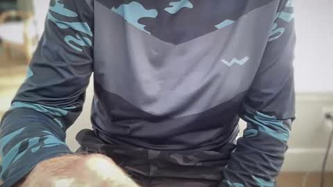 Snapshot of daddyfukcukster chatting on 10/05/25, 03:32 daddyfukcukster online show from 10/05/25, 03:32