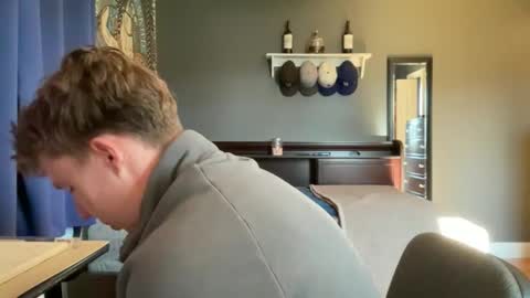 Snapshot of daddygmoney6969 chatting on 11/20/25, 04:29 daddygmoney6969 online show from 11/20/25, 04:29