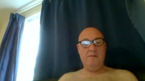 daddyhere4uall6 online show from 10/11/25, 07:40