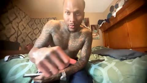 sexy tatted king bbc online show from 11/09/25, 05:17
