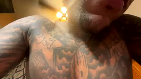 Snapshot of daddyjanimal chatting on 07/14/26, 04:28 sexy tatted king bbc online show from 07/14/26, 04:28