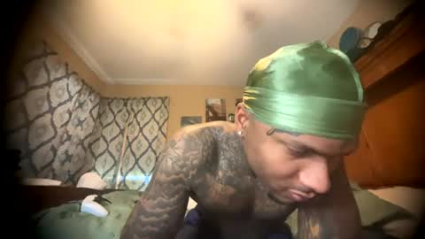 Snapshot of daddyjanimal chatting on 07/14/26, 05:51 sexy tatted king bbc online show from 07/14/26, 05:51