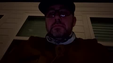 Snapshot of daddylong10inchinyou chatting on 12/21/25, 02:30 daddylong10inchinyou online show from 12/21/25, 02:30