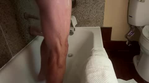 EOnTheRd online show from 10/23/25, 08:13