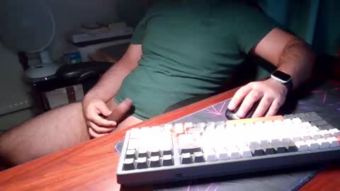 Snapshot of daddypimp3 chatting on 09/11/25, 10:10 Paul online show from 09/11/25, 10:10