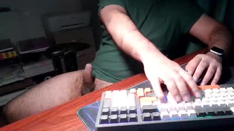 Snapshot of daddypimp3 chatting on 10/18/25, 12:02 Paul online show from 10/18/25, 12:02