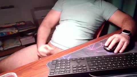 Snapshot of daddypimp3 chatting on 11/10/25, 11:37 Paul online show from 11/10/25, 11:37