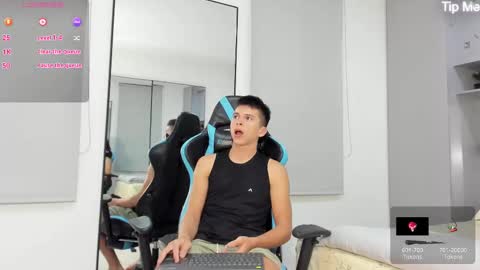 Snapshot of daddyrich4u chatting on 10/01/25, 11:44 daddyrich4u online show from 10/01/25, 11:44