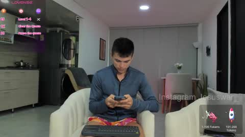 Snapshot of daddyrich4u chatting on 11/24/25, 04:18 daddyrich4u online show from 11/24/25, 04:18