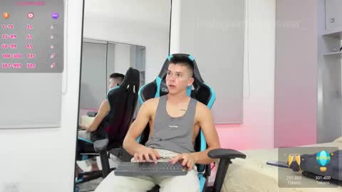 Snapshot of daddyrich4u chatting on 12/02/25, 12:49 daddyrich4u online show from 12/02/25, 12:49