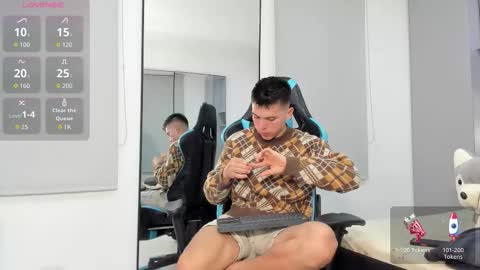 Snapshot of daddyrich4u chatting on 02/07/26, 01:42 daddyrich4u online show from 02/07/26, 01:42