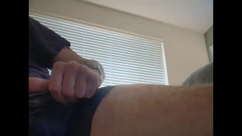 Snapshot of daddyrunner chatting on 04/05/26, 06:16 Daddy Runner online show from 04/05/26, 06:16