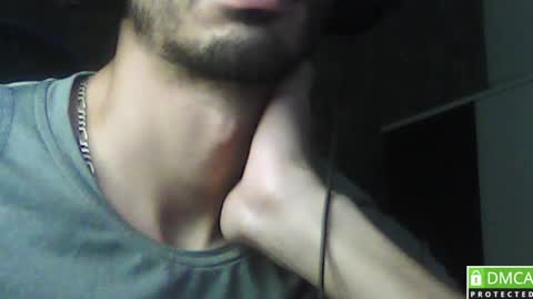 Snapshot of daddyselim chatting on 06/02/26, 05:53 the alpha online show from 06/02/26, 05:53