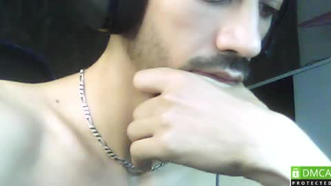 Snapshot of daddyselim chatting on 06/16/26, 11:24 the alpha online show from 06/16/26, 11:24