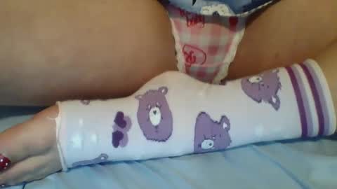 Snapshot of daddysgirlava chatting on 03/04/25, 02:27 Ava Angel online show from 03/04/25, 02:27