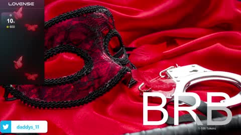 Snapshot of daddyspetite_ chatting on 01/21/25, 07:39 Lili online show from 01/21/25, 07:39