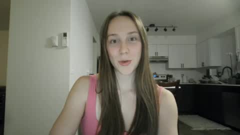 Snapshot of daddysssgoodgirl chatting on 09/28/25, 05:57 daddys good girl online show from 09/28/25, 05:57
