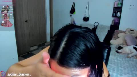 Sophie online show from 02/21/25, 10:59