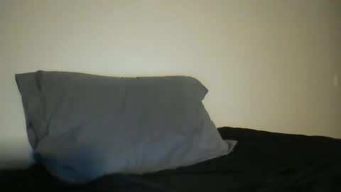 Snapshot of daddywassuppp4 chatting on 06/15/26, 07:54 Jon online show from 06/15/26, 07:54