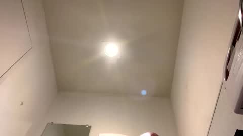 Snapshot of daddyway2happy chatting on 10/26/25, 08:31 Let Me IRL online show from 10/26/25, 08:31