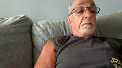 Snapshot of daddyweis chatting on 07/14/26, 10:54 daddyweis online show from 07/14/26, 10:54