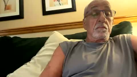 Snapshot of daddyweis chatting on 07/18/26, 05:50 daddyweis online show from 07/18/26, 05:50