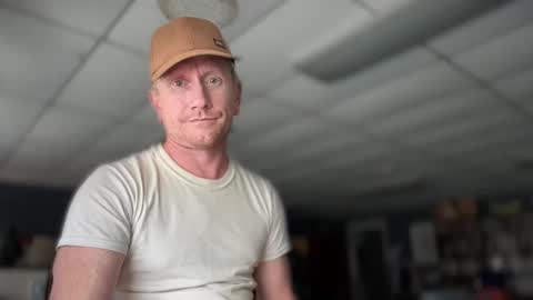 daemon online show from 09/08/25, 04:17