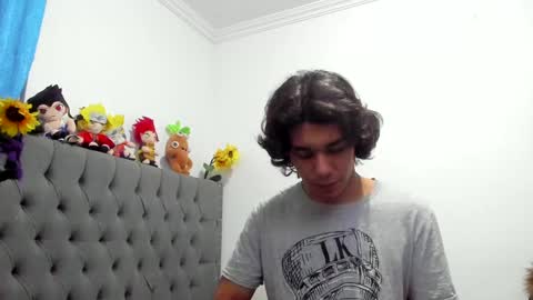 Snapshot of daemon_txuspunk chatting on 01/18/25, 11:22 DAEMON online show from 01/18/25, 11:22