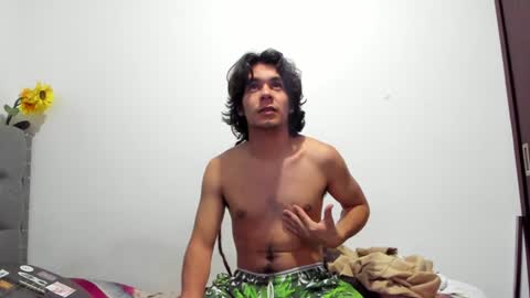 Snapshot of daemon_txuspunk chatting on 01/21/25, 12:57 DAEMON online show from 01/21/25, 12:57