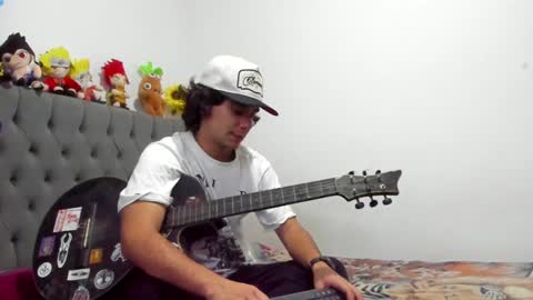 Snapshot of daemon_txuspunk chatting on 02/03/25, 04:35 DAEMON online show from 02/03/25, 04:35