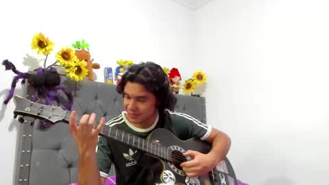 Snapshot of daemon_txuspunk chatting on 02/13/25, 05:05 DAEMON online show from 02/13/25, 05:05