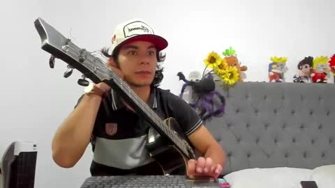 Snapshot of daemon_txuspunk chatting on 02/15/25, 07:49 DAEMON online show from 02/15/25, 07:49