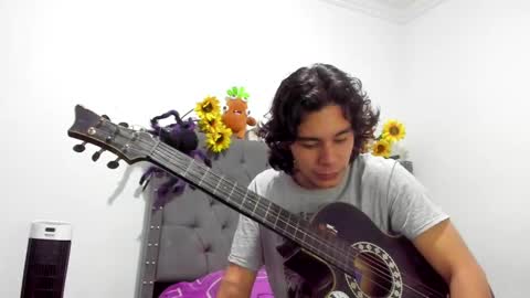 Snapshot of daemon_txuspunk chatting on 02/18/25, 12:37 DAEMON online show from 02/18/25, 12:37