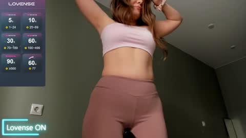 Snapshot of dafelana_ chatting on 04/11/26, 04:28 Dafelana online show from 04/11/26, 04:28