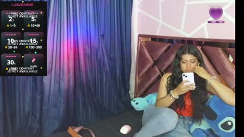 Snapshot of dafna_and_kris chatting on 06/27/26, 01:54 dafna and kris online show from 06/27/26, 01:54