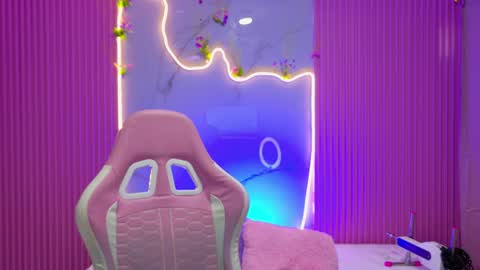 Snapshot of dafne17_ chatting on 04/10/26, 08:02 Dafne online show from 04/10/26, 08:02