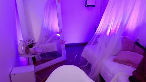 Snapshot of dafne_bss chatting on 12/13/24, 11:02 dafne_bss online show from 12/13/24, 11:02