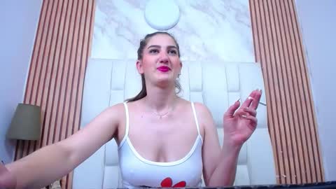 Dafne Castro online show from 10/12/25, 10:03