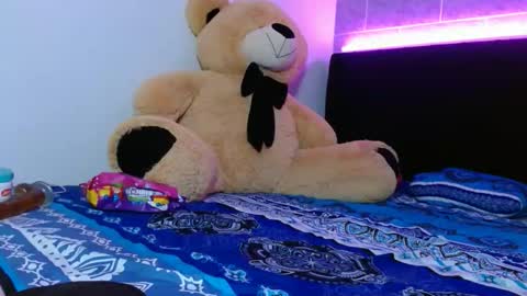 Snapshot of dafne_hot77 chatting on 03/17/26, 10:24 dafne_hot77 online show from 03/17/26, 10:24