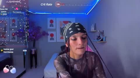 dafne huges online show from 12/13/24, 08:04