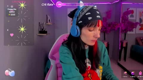 dafne huges online show from 02/02/25, 12:35