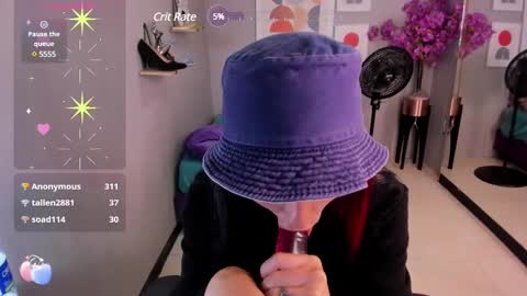 dafne huges online show from 02/06/25, 11:04