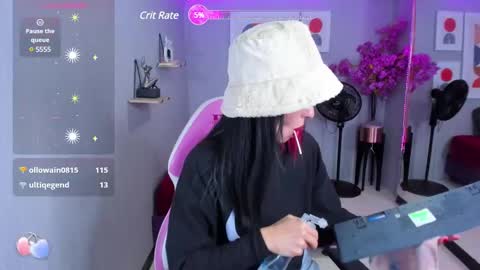 dafne huges online show from 02/10/25, 07:28